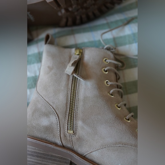 Bobbies Lara Boots in Antelope - Picture 7 of 9